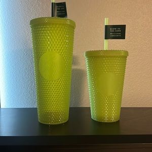 Starbucks glow in the dark set.